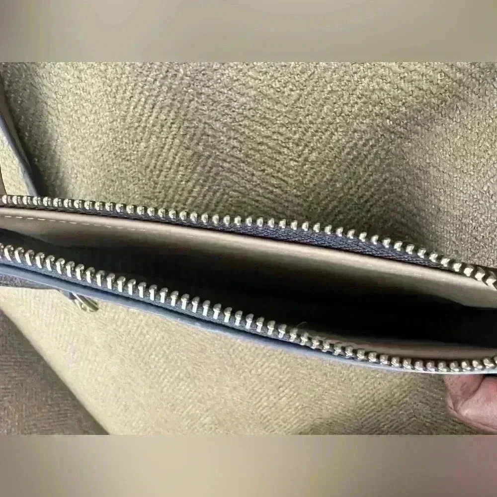 Michael Kors wallet belt - Picture 9 of 16